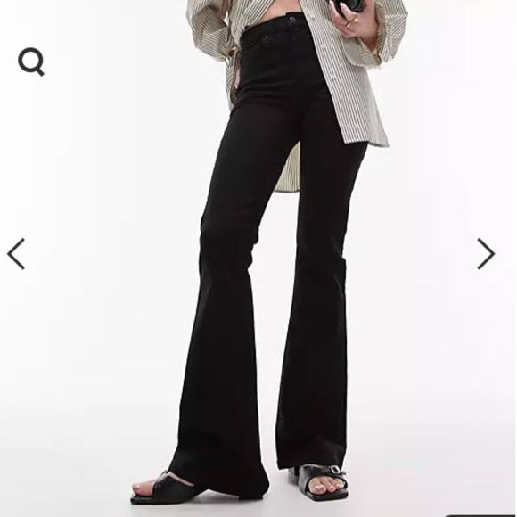 Topshop Jamie Flare Jeans in Black - Picture 1 of 12